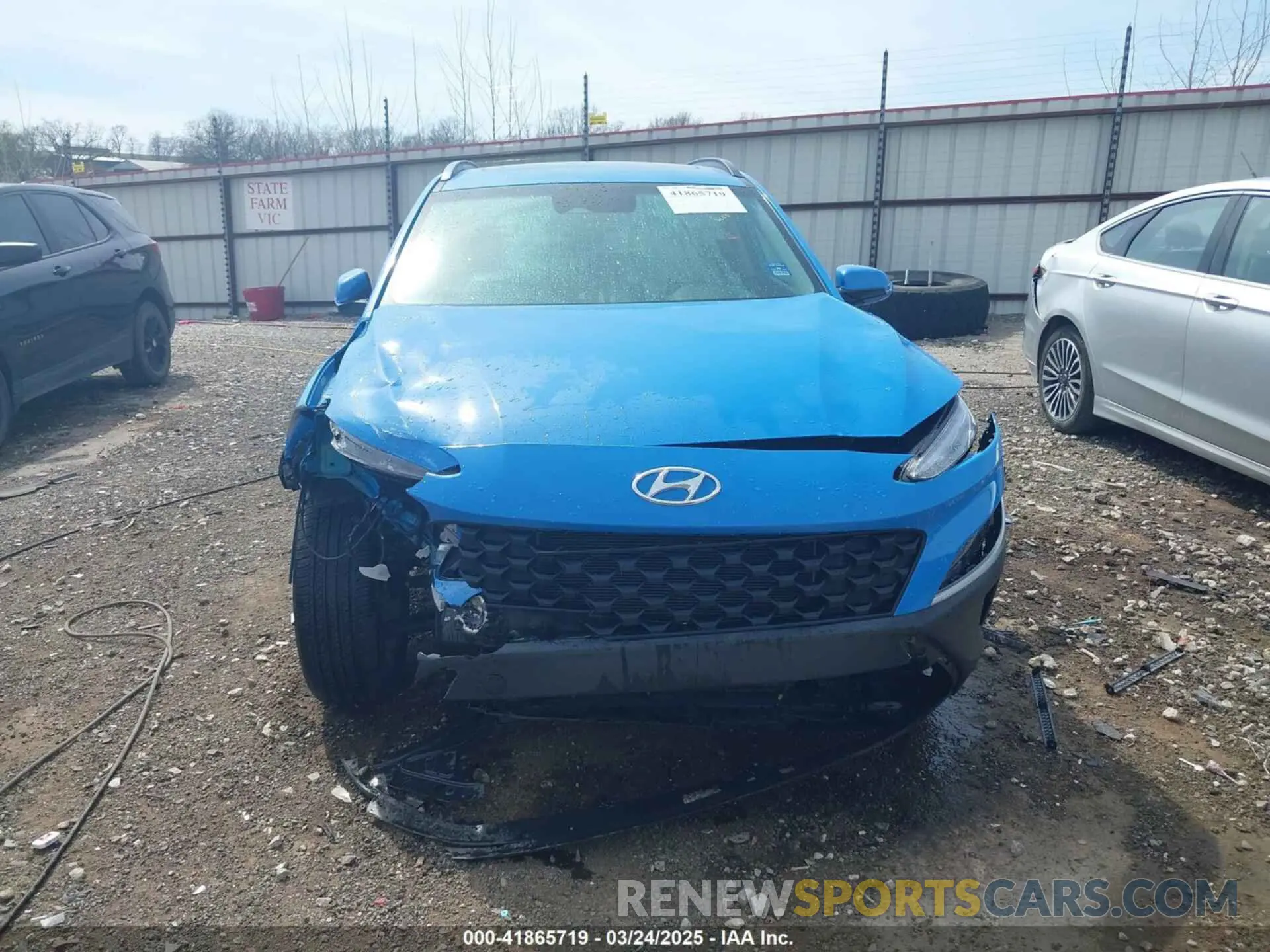 11 Photograph of a damaged car KM8K32AB2NU765962 HYUNDAI KONA 2022