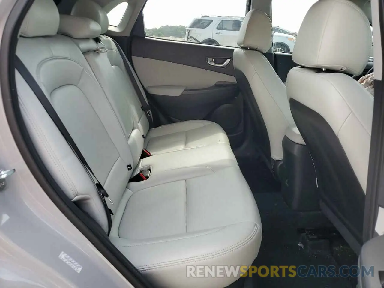 11 Photograph of a damaged car KM8K32AB3NU794158 HYUNDAI KONA 2022