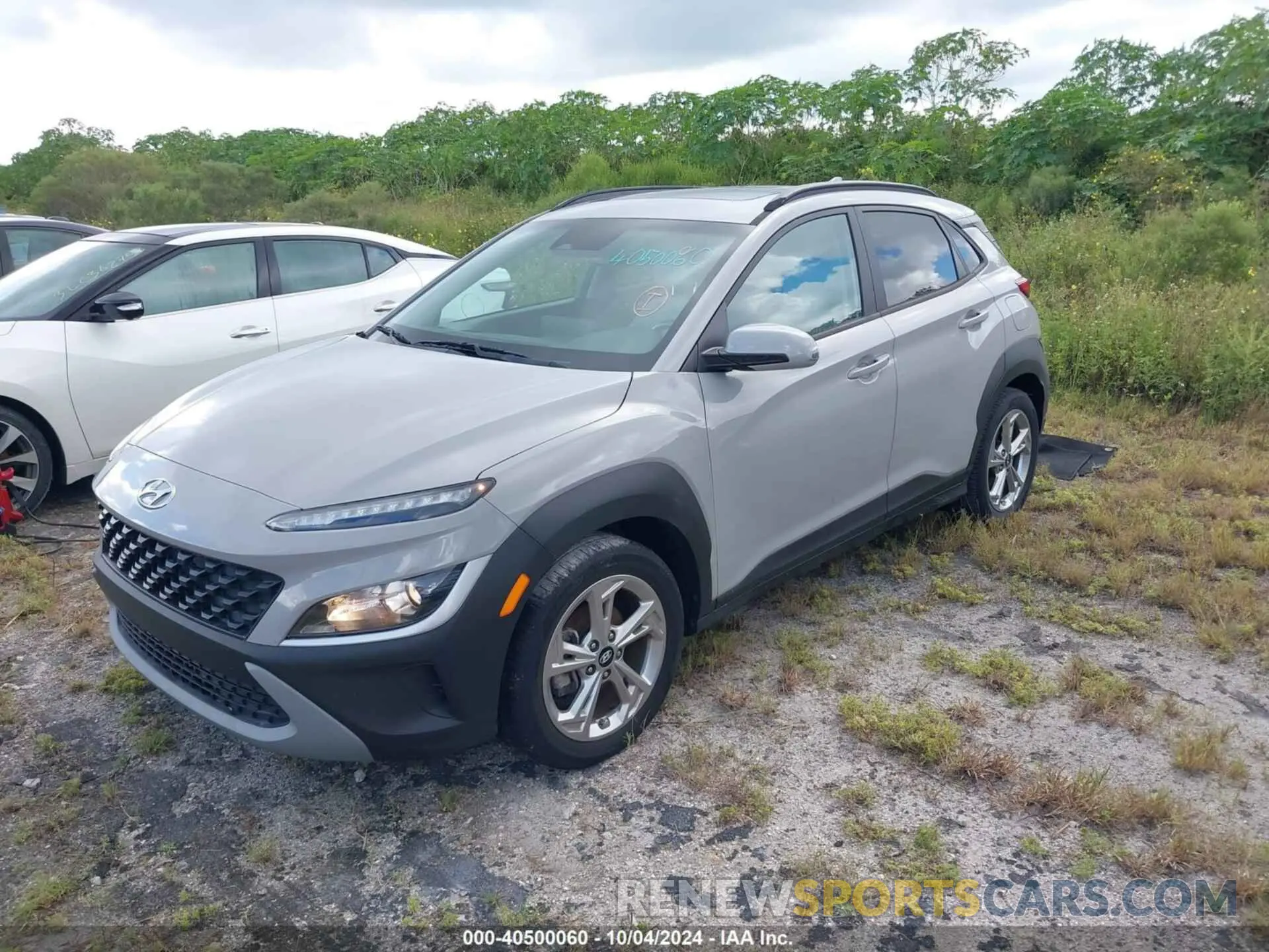 2 Photograph of a damaged car KM8K32AB6NU766385 HYUNDAI KONA 2022