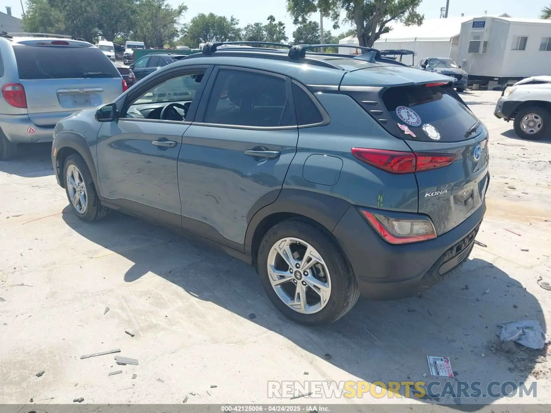 3 Photograph of a damaged car KM8K32AB7NU795104 HYUNDAI KONA 2022