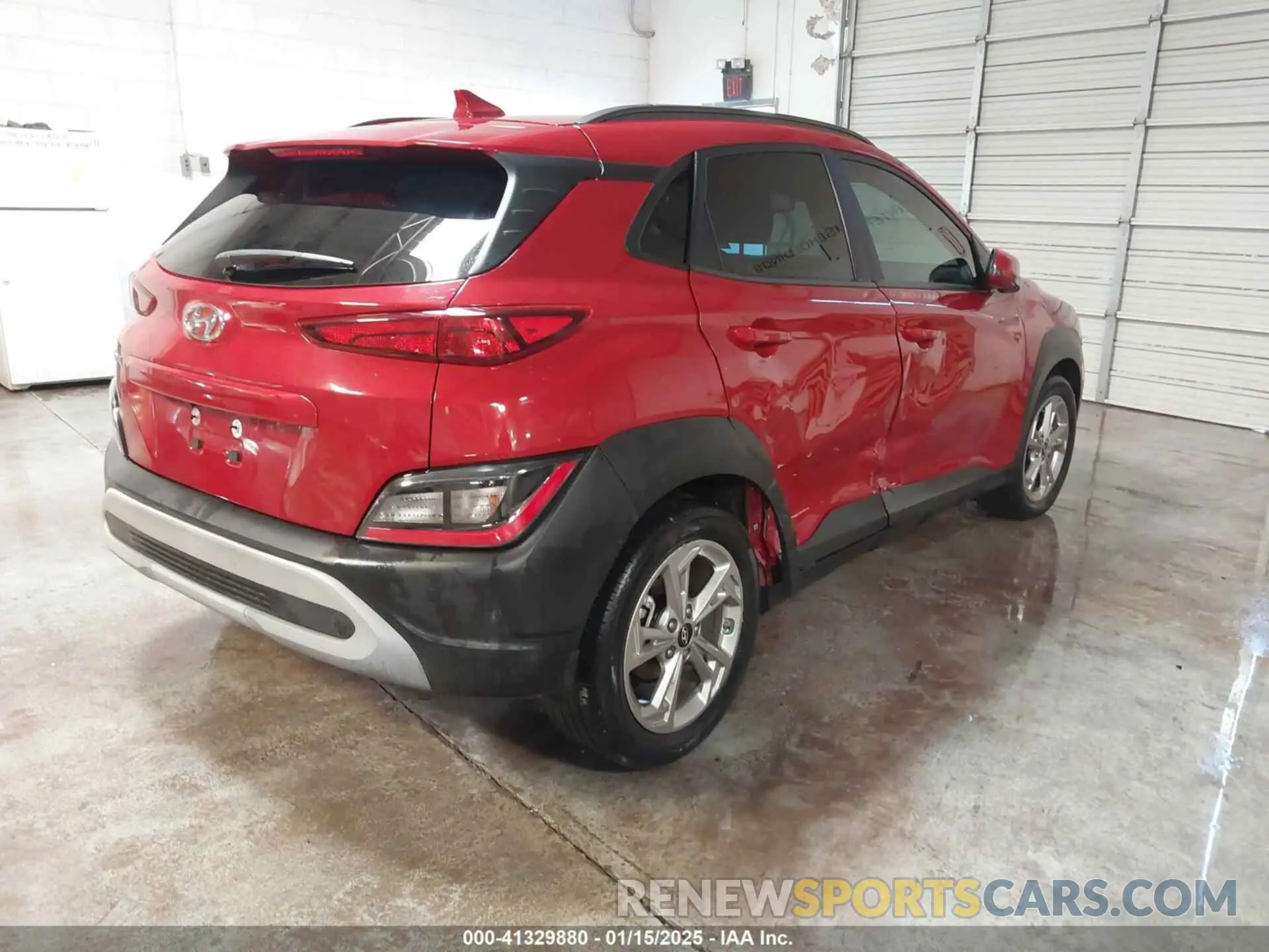 4 Photograph of a damaged car KM8K32AB7NU891234 HYUNDAI KONA 2022