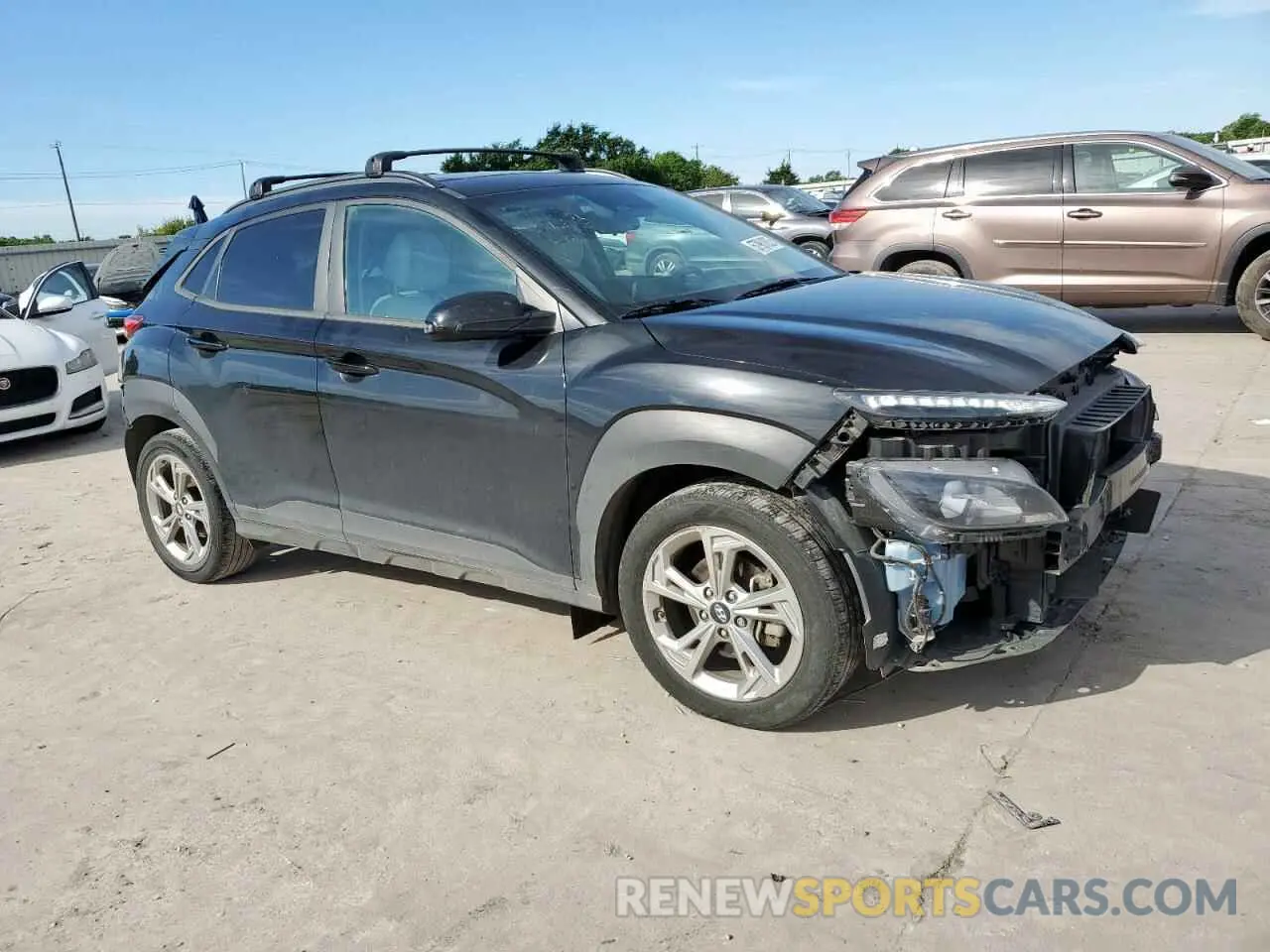 4 Photograph of a damaged car KM8K32AB8NU770714 HYUNDAI KONA 2022