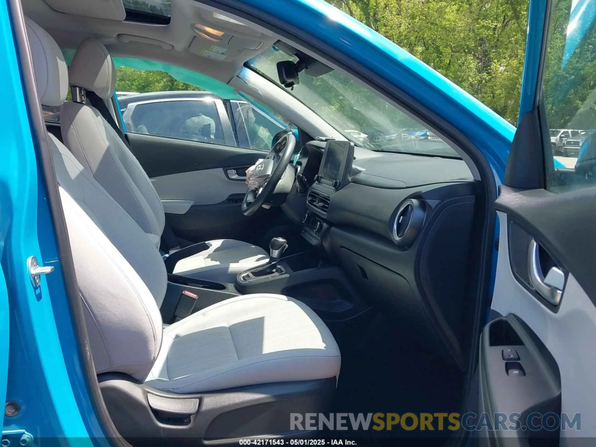 5 Photograph of a damaged car KM8K32AB8NU770762 HYUNDAI KONA 2022