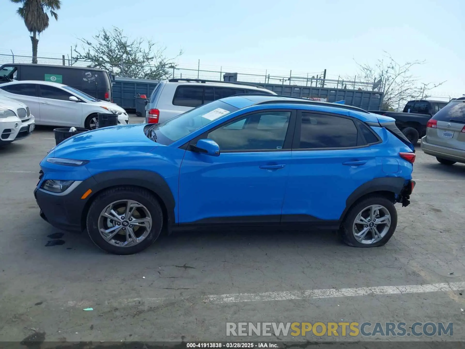 14 Photograph of a damaged car KM8K32AB9NU916456 HYUNDAI KONA 2022