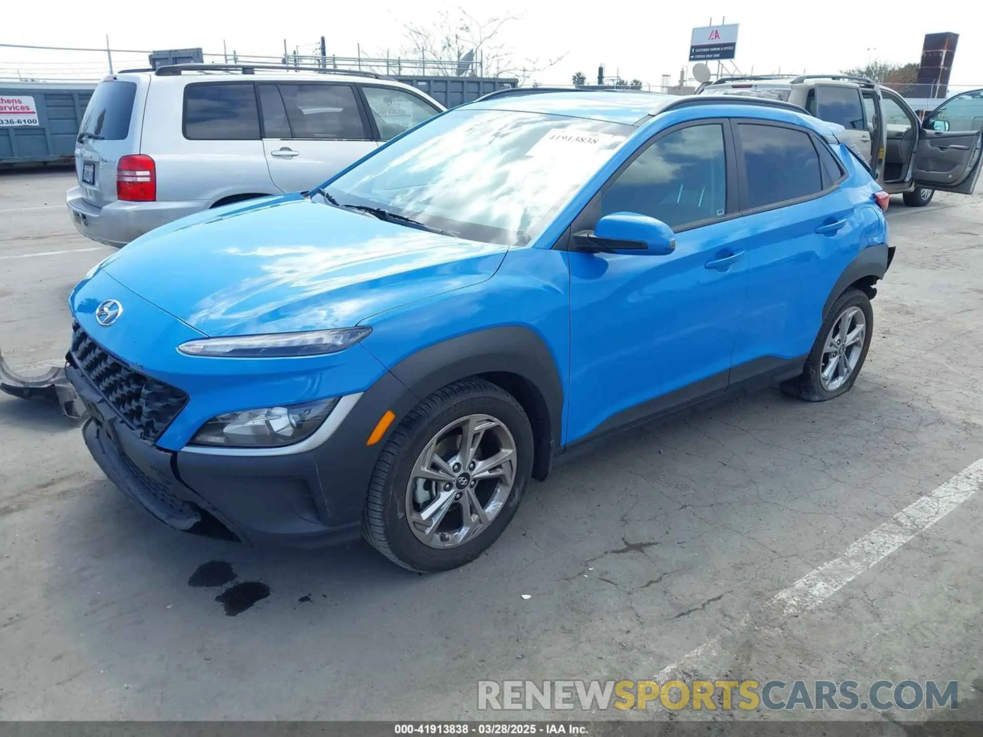 2 Photograph of a damaged car KM8K32AB9NU916456 HYUNDAI KONA 2022