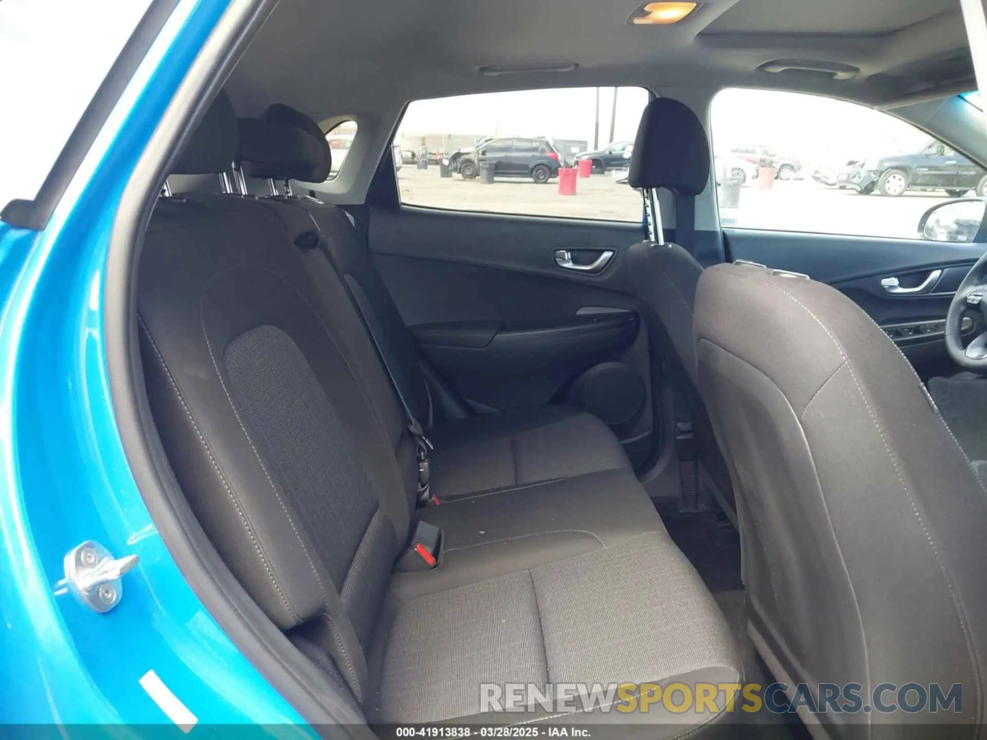 8 Photograph of a damaged car KM8K32AB9NU916456 HYUNDAI KONA 2022