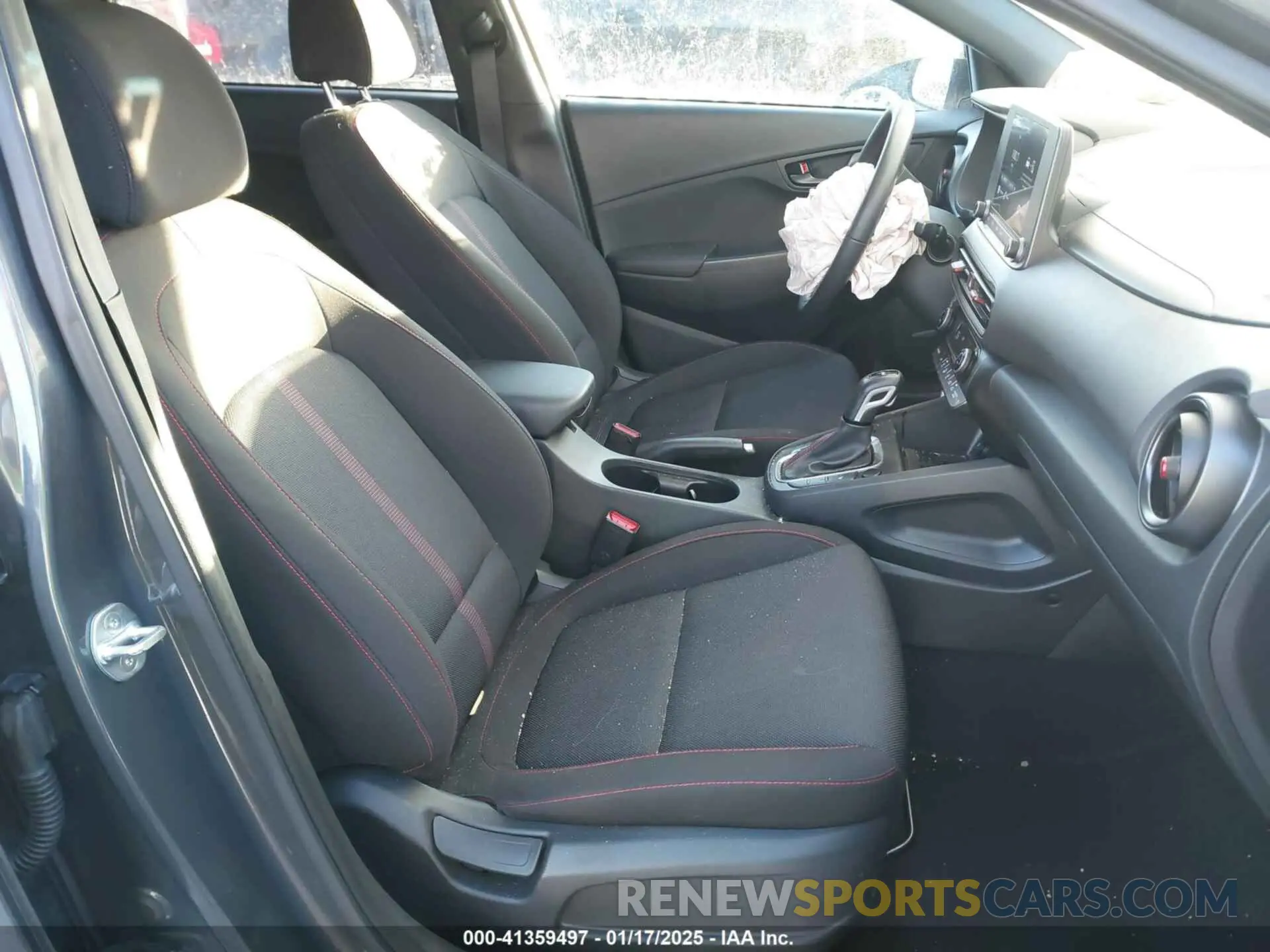 5 Photograph of a damaged car KM8K33A31NU817693 HYUNDAI KONA 2022