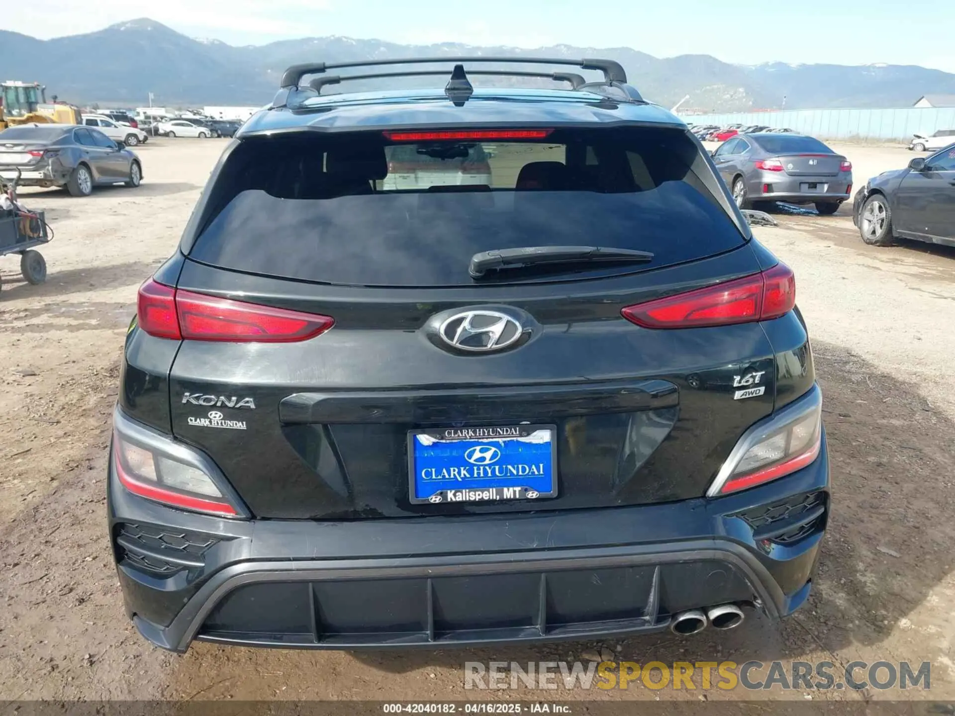 17 Photograph of a damaged car KM8K3CA30NU773377 HYUNDAI KONA 2022