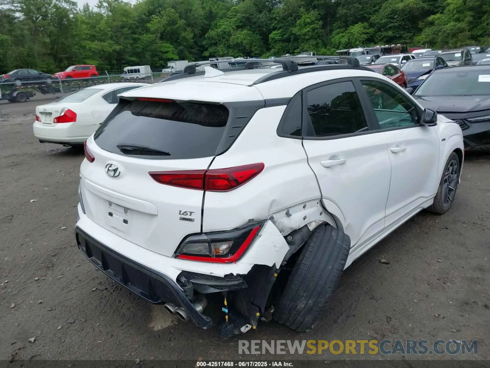 4 Photograph of a damaged car KM8K3CA31NU840813 HYUNDAI KONA 2022