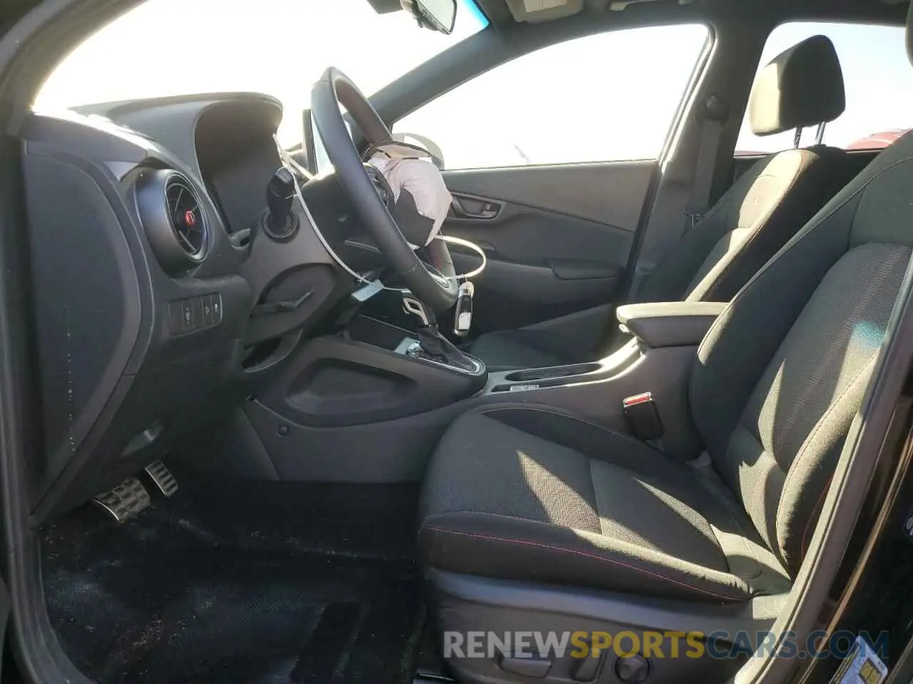 7 Photograph of a damaged car KM8K3CA33NU855586 HYUNDAI KONA 2022