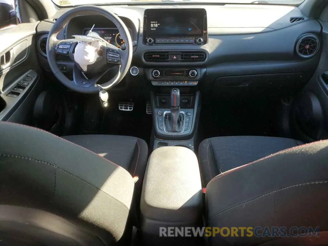 8 Photograph of a damaged car KM8K3CA33NU855586 HYUNDAI KONA 2022