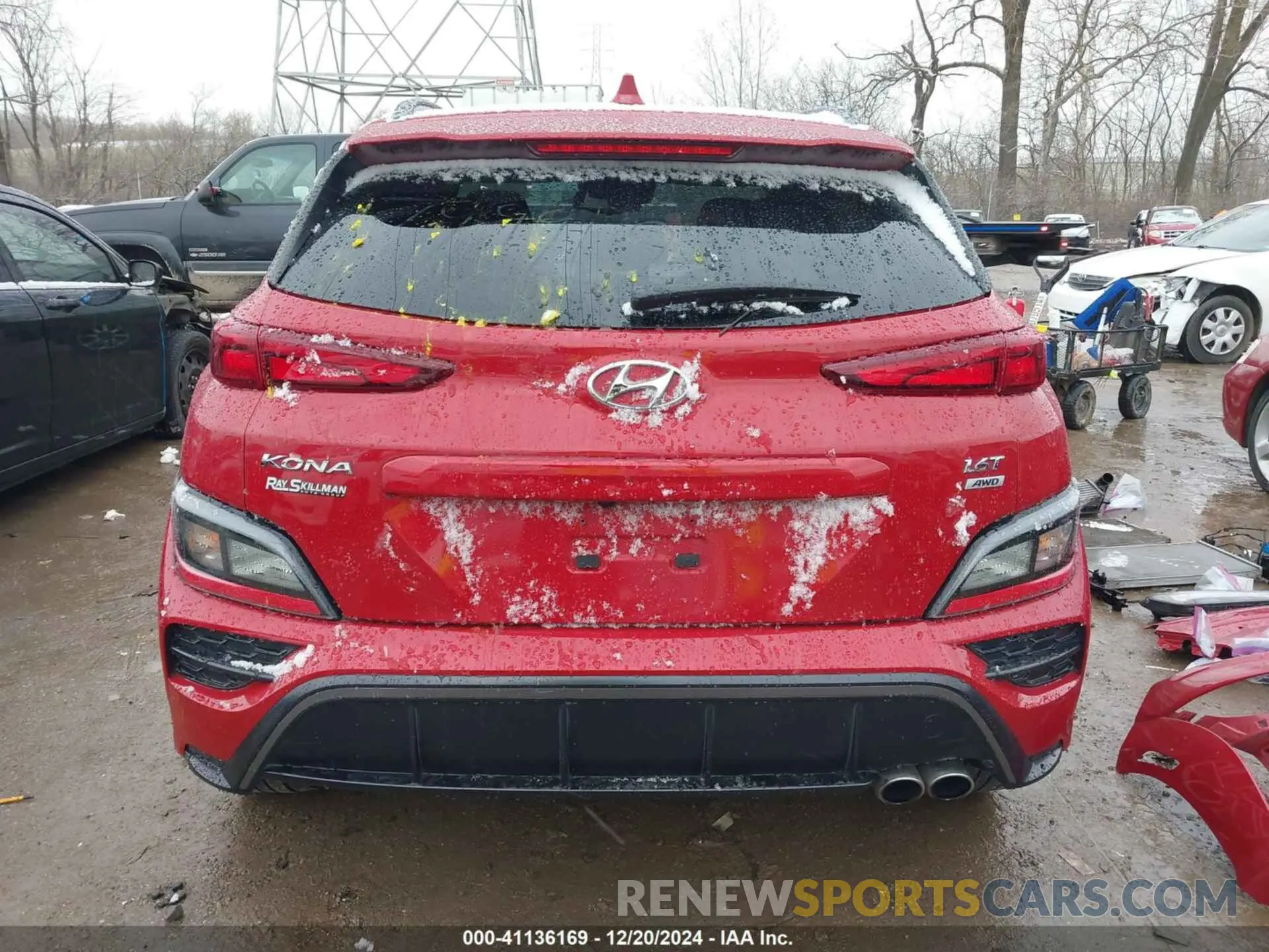 17 Photograph of a damaged car KM8K3CA39NU799962 HYUNDAI KONA 2022