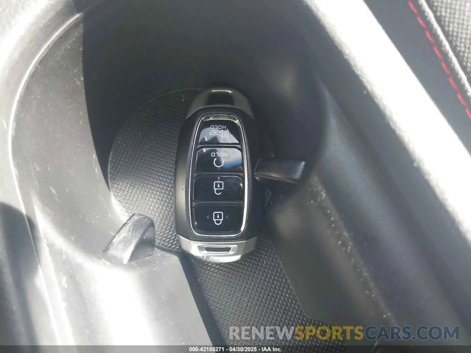 11 Photograph of a damaged car KM8K3CA39NU856368 HYUNDAI KONA 2022