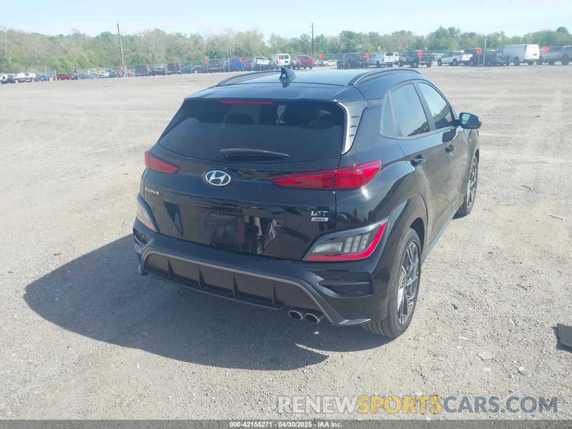 4 Photograph of a damaged car KM8K3CA39NU856368 HYUNDAI KONA 2022
