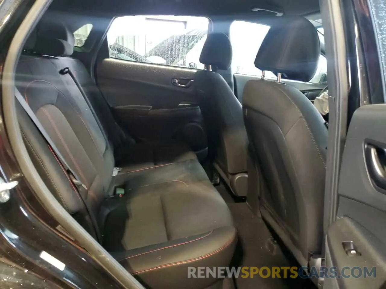 11 Photograph of a damaged car KM8K3CA39NU862042 HYUNDAI KONA 2022