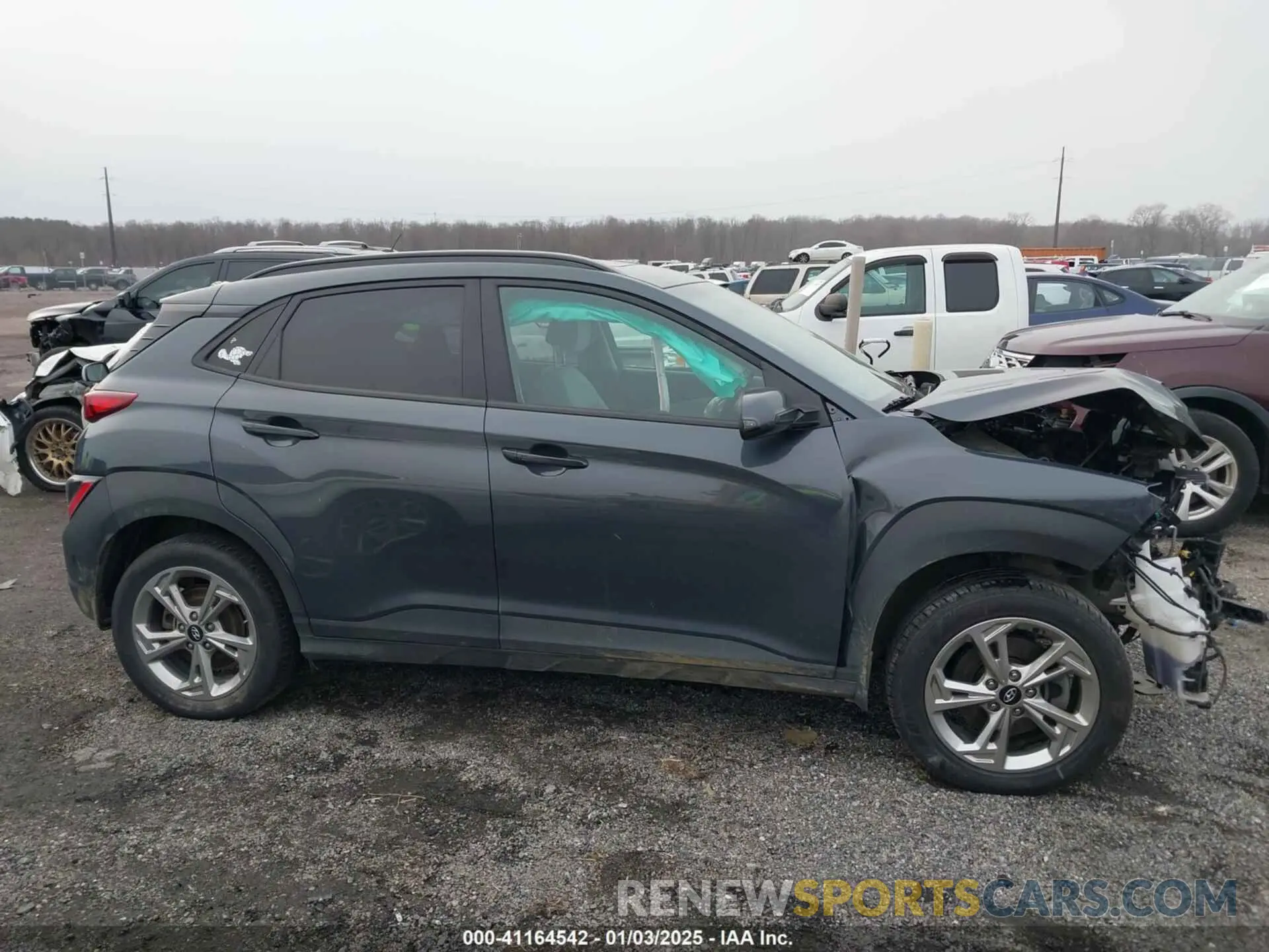 13 Photograph of a damaged car KM8K3CAB1NU862415 HYUNDAI KONA 2022