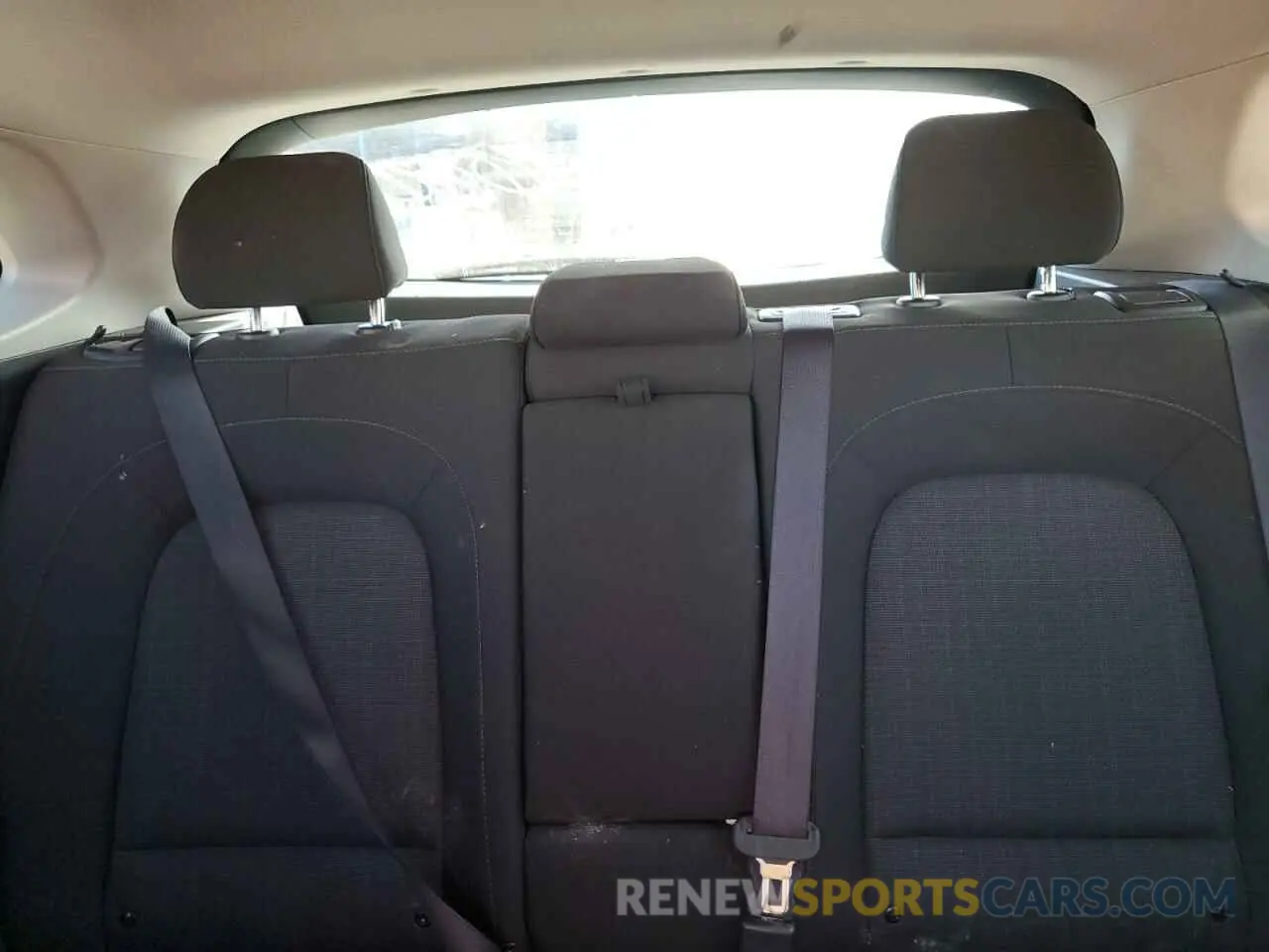 10 Photograph of a damaged car KM8K3CAB2NU757141 HYUNDAI KONA 2022