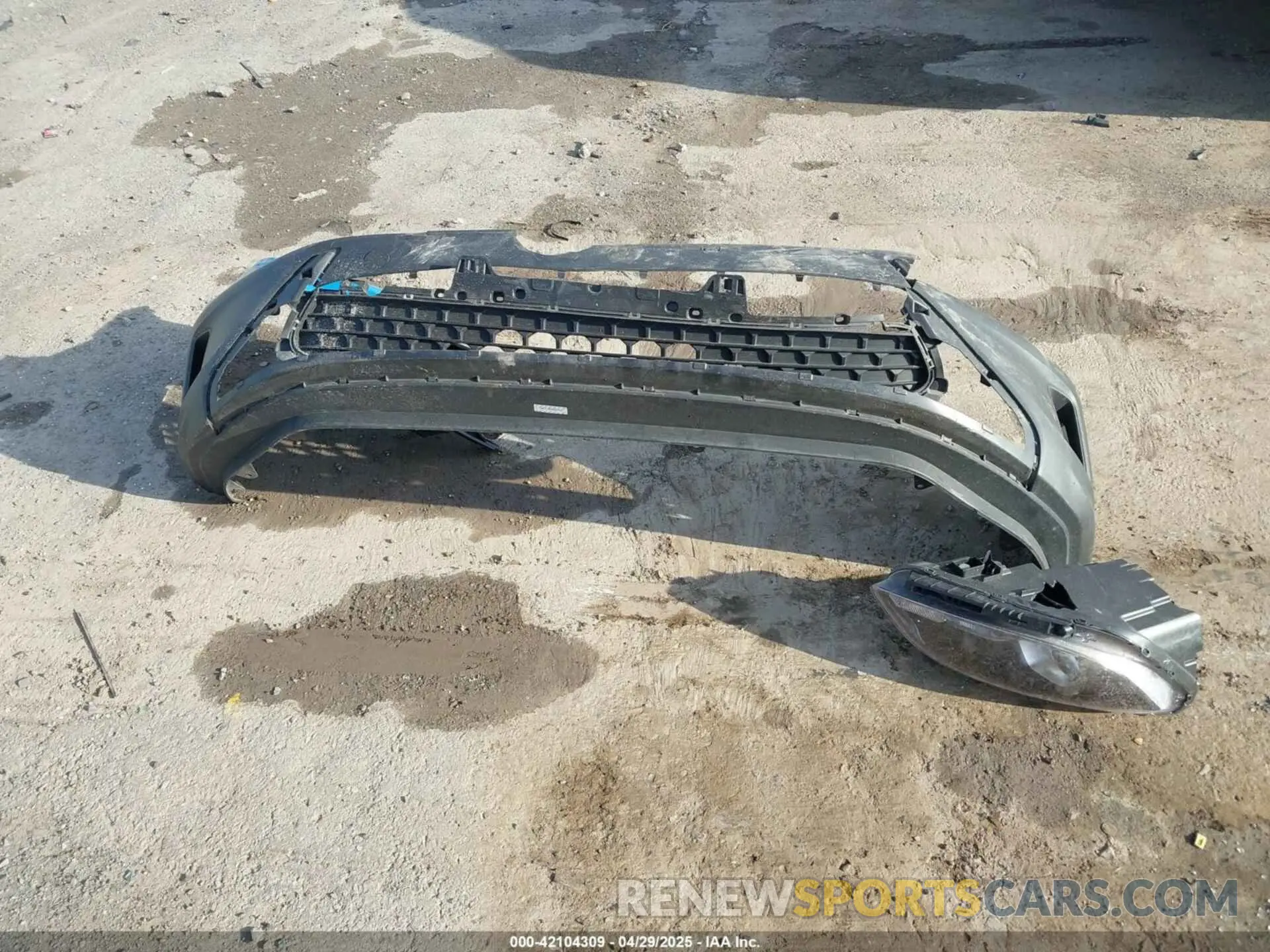 12 Photograph of a damaged car KM8K3CAB5NU903239 HYUNDAI KONA 2022