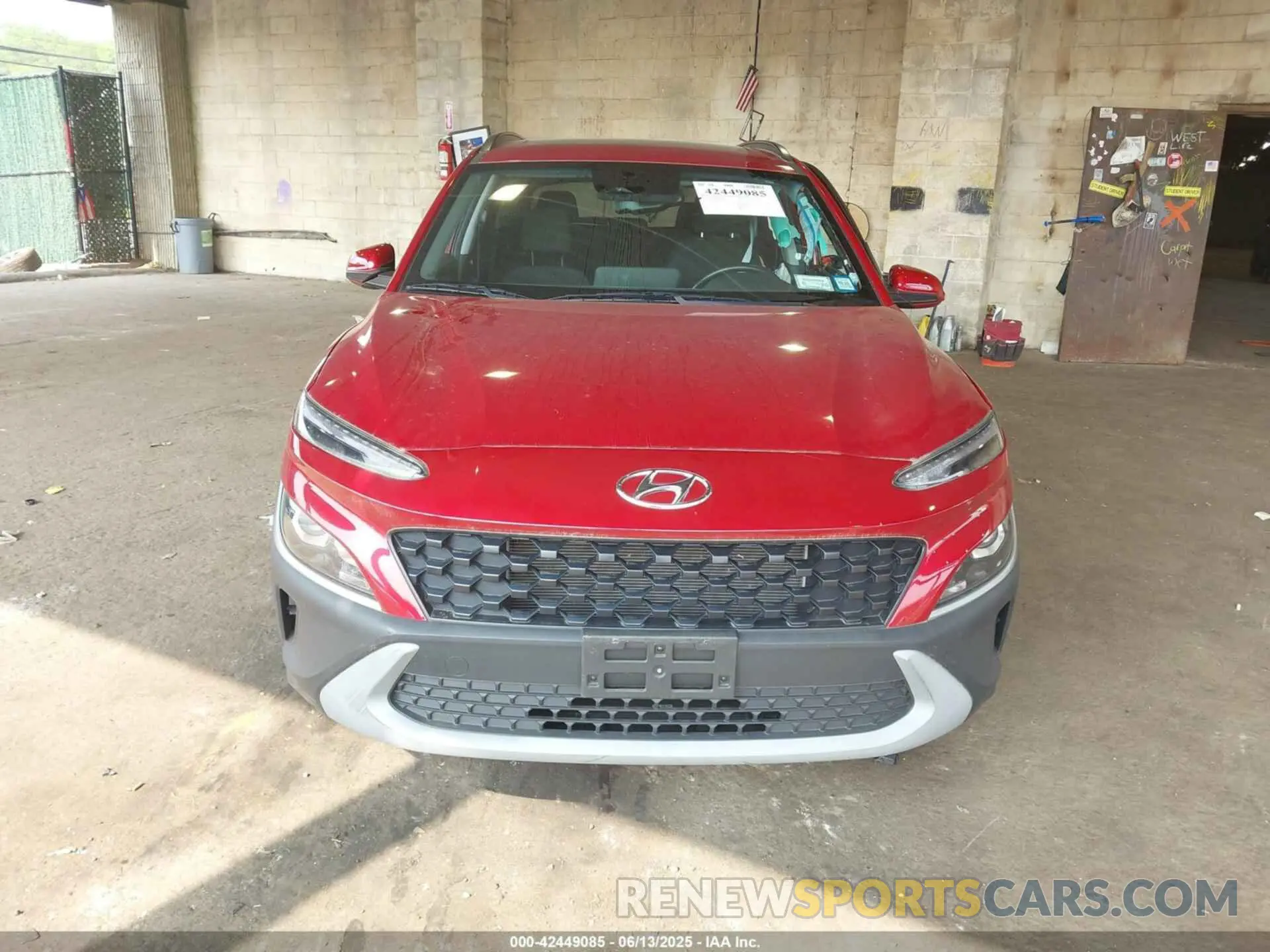 13 Photograph of a damaged car KM8K3CAB8NU887635 HYUNDAI KONA 2022