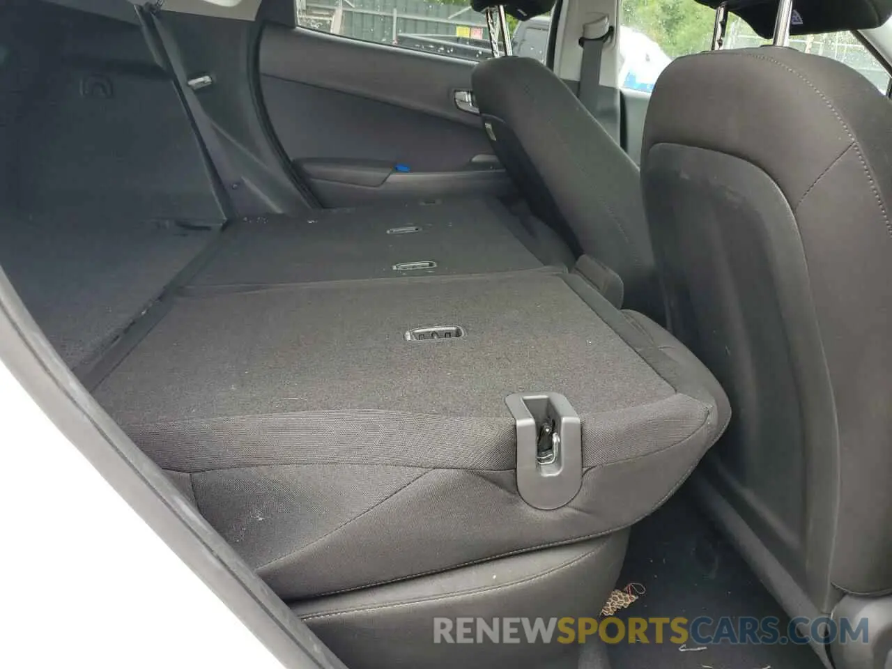 11 Photograph of a damaged car KM8K3CAB9NU786393 HYUNDAI KONA 2022