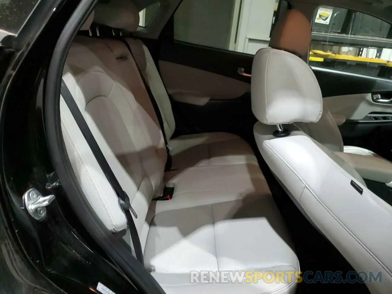 11 Photograph of a damaged car KM8K53A30NU814536 HYUNDAI KONA 2022