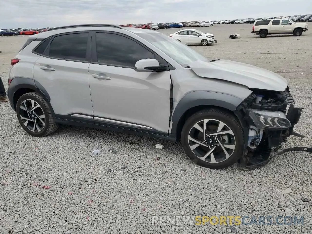 4 Photograph of a damaged car KM8K53A31NU799044 HYUNDAI KONA 2022