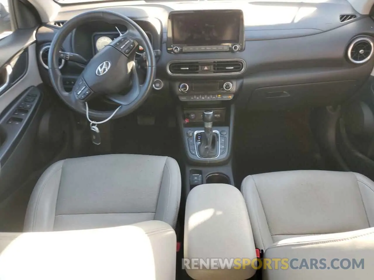 8 Photograph of a damaged car KM8K53A33NU923010 HYUNDAI KONA 2022