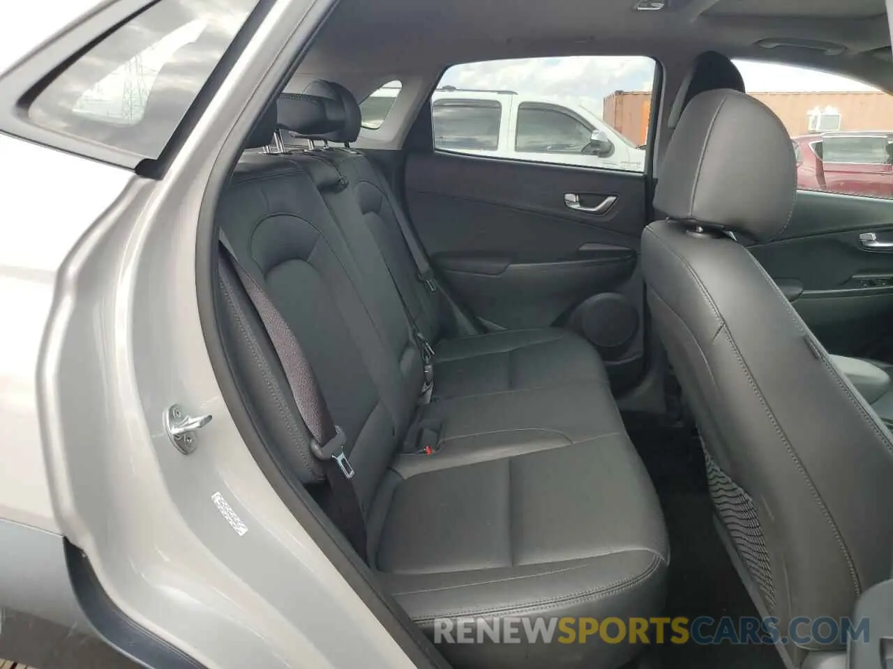 10 Photograph of a damaged car KM8K53A39NU868613 HYUNDAI KONA 2022