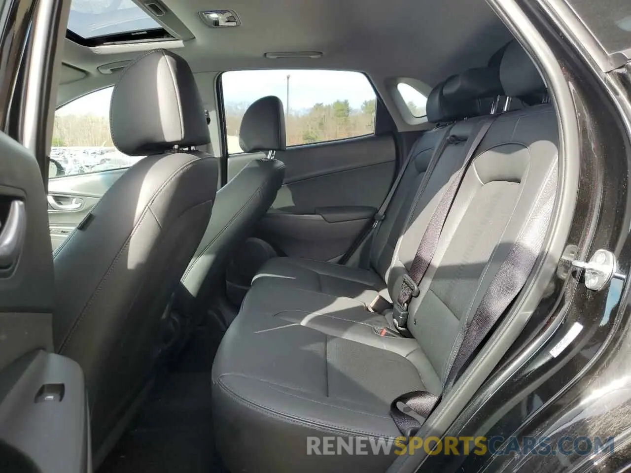 11 Photograph of a damaged car KM8K53AG8NU157472 HYUNDAI KONA 2022