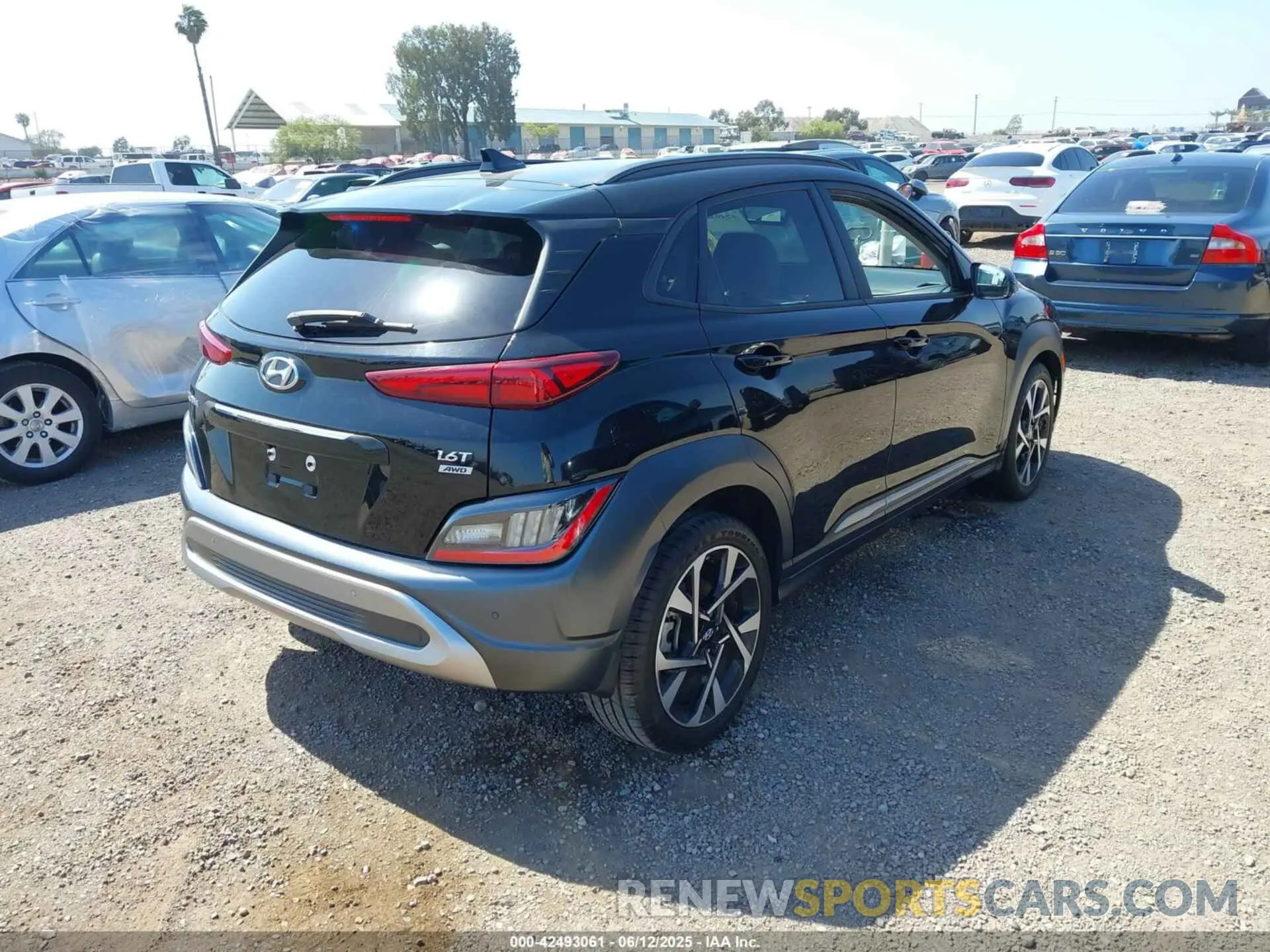 4 Photograph of a damaged car KM8K5CA35NU838119 HYUNDAI KONA 2022