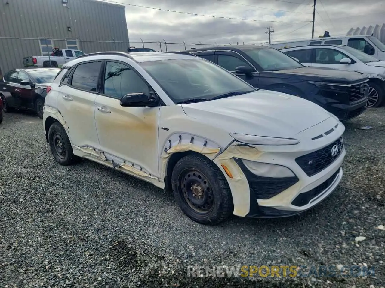 4 Photograph of a damaged car KM8K5CA36NU799153 HYUNDAI KONA 2022