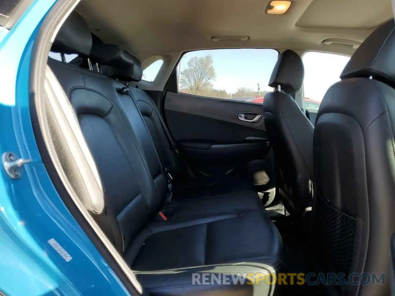 11 Photograph of a damaged car KM8K5CA38NU839958 HYUNDAI KONA 2022