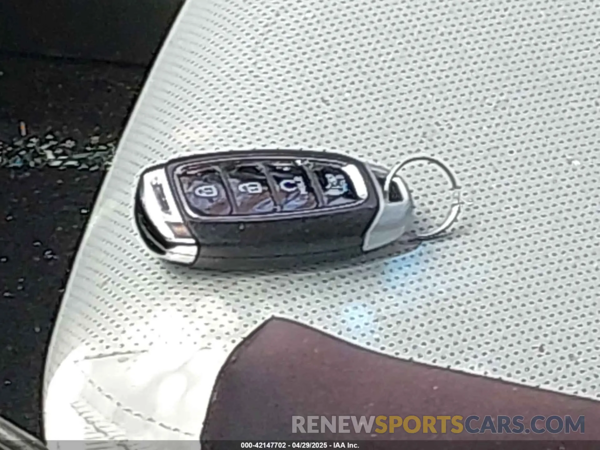 11 Photograph of a damaged car KM8K5CA39NU923822 HYUNDAI KONA 2022