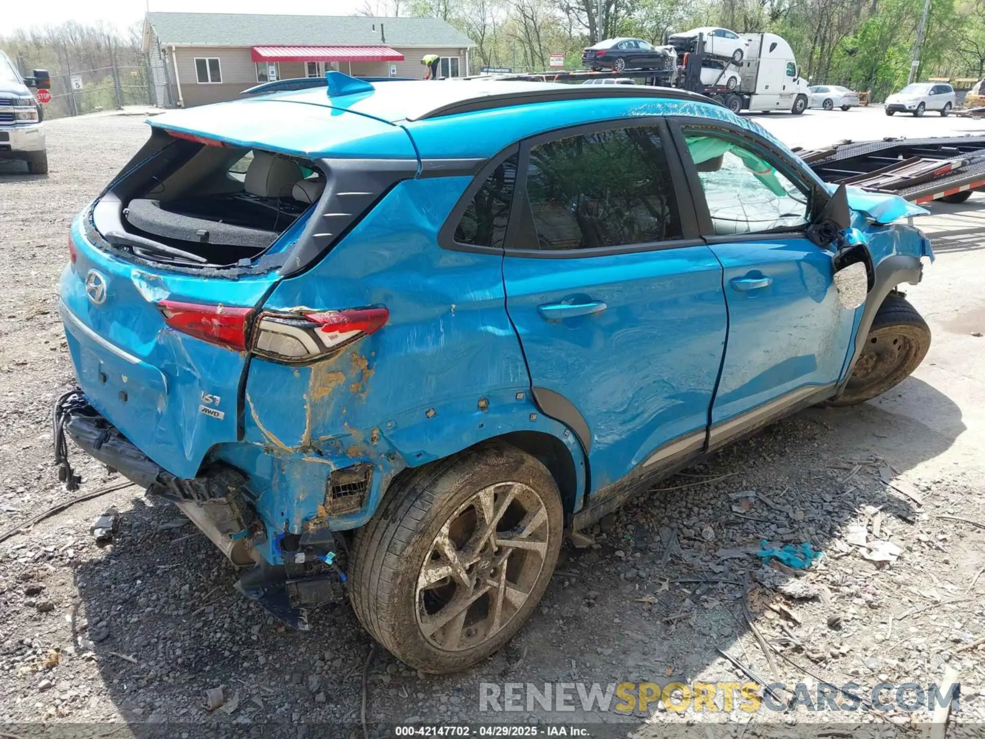 4 Photograph of a damaged car KM8K5CA39NU923822 HYUNDAI KONA 2022
