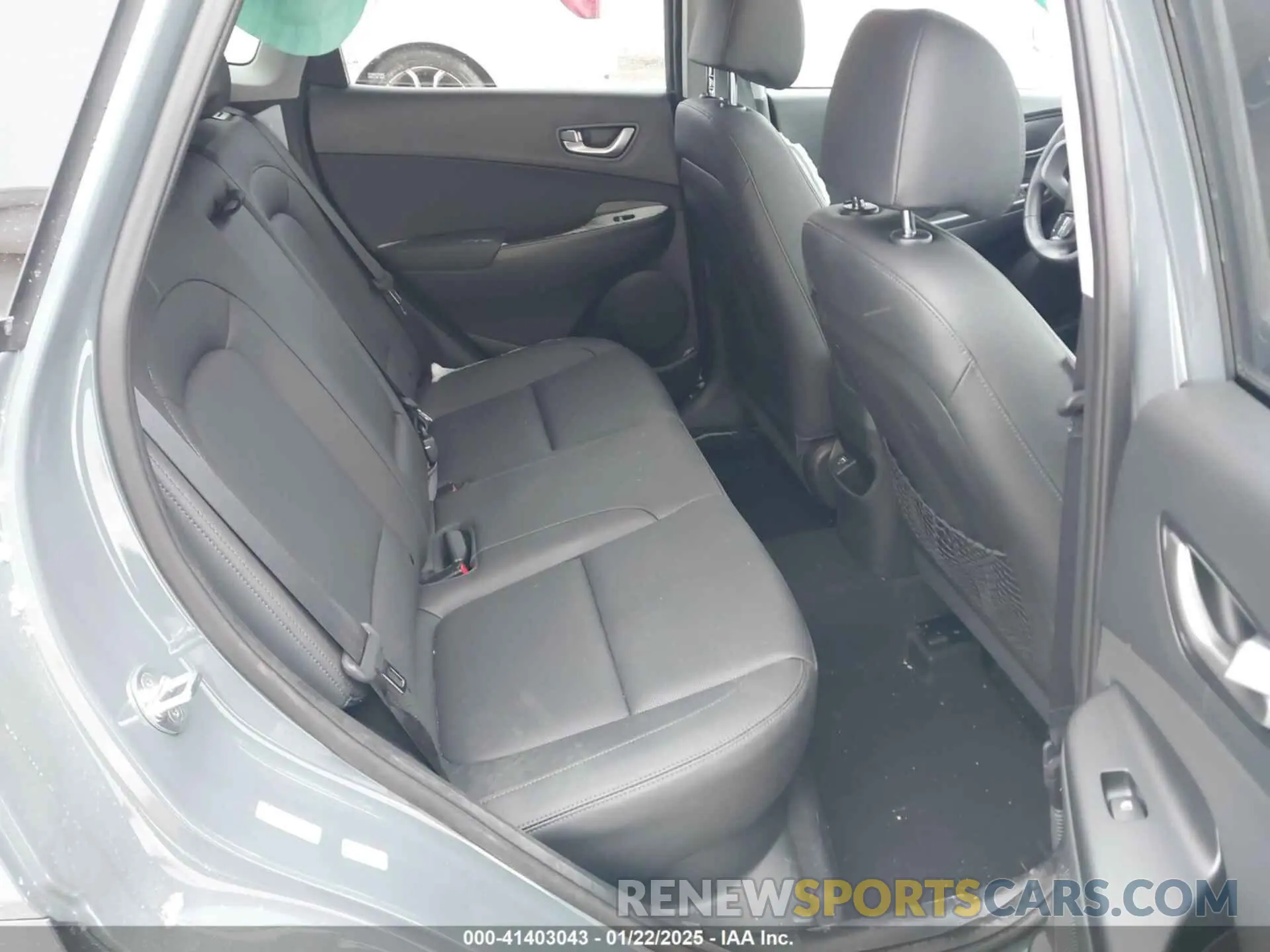 8 Photograph of a damaged car KM8K5CA3XNU806377 HYUNDAI KONA 2022