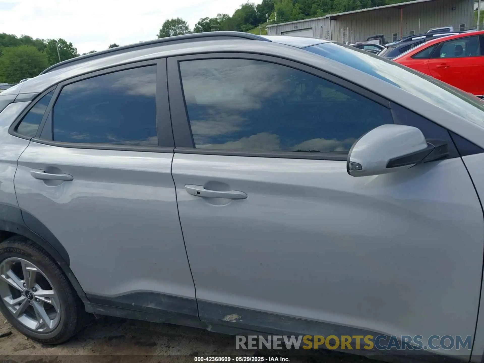 13 Photograph of a damaged car KM8K62AB0NU888215 HYUNDAI KONA 2022