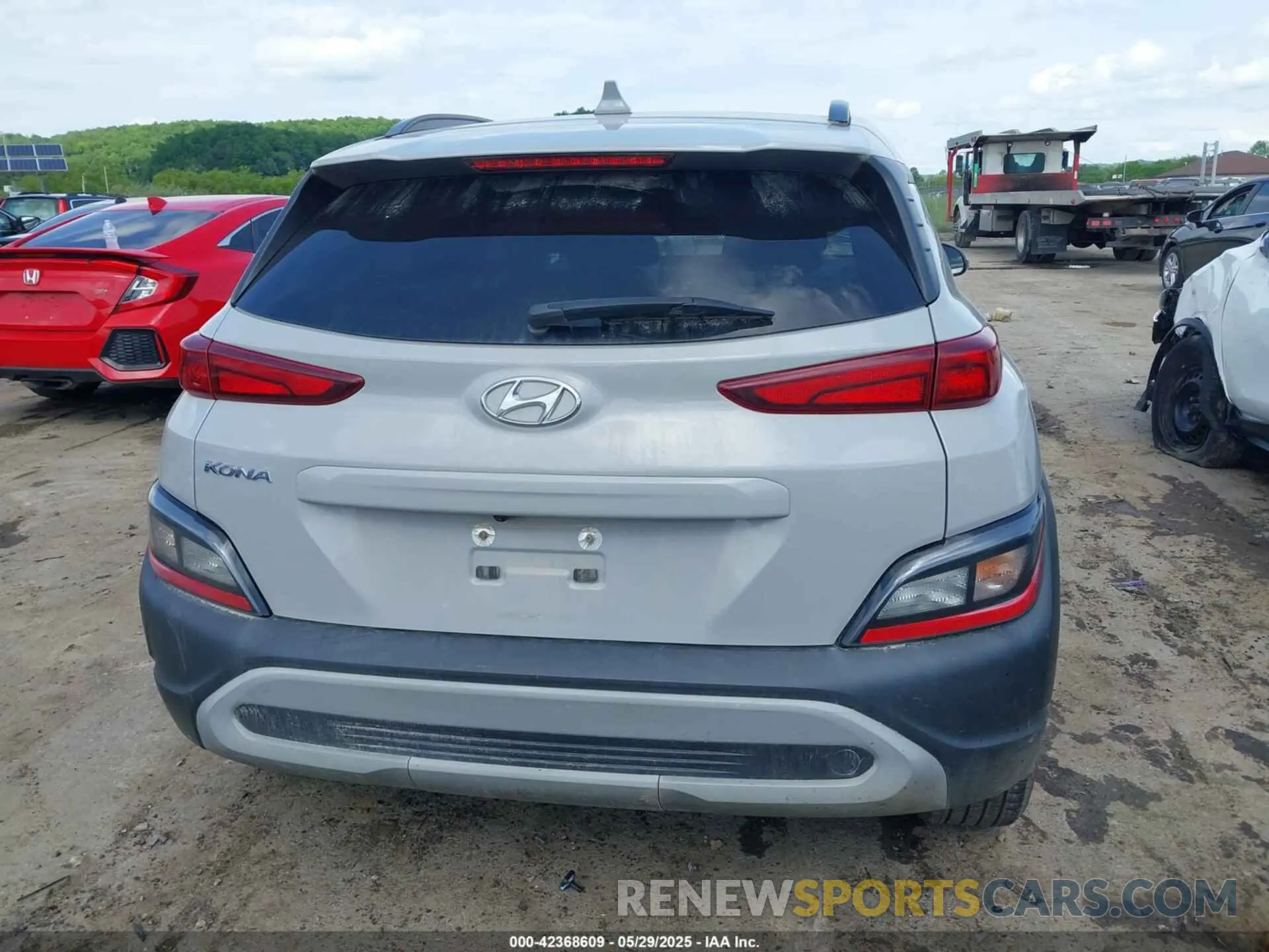 16 Photograph of a damaged car KM8K62AB0NU888215 HYUNDAI KONA 2022