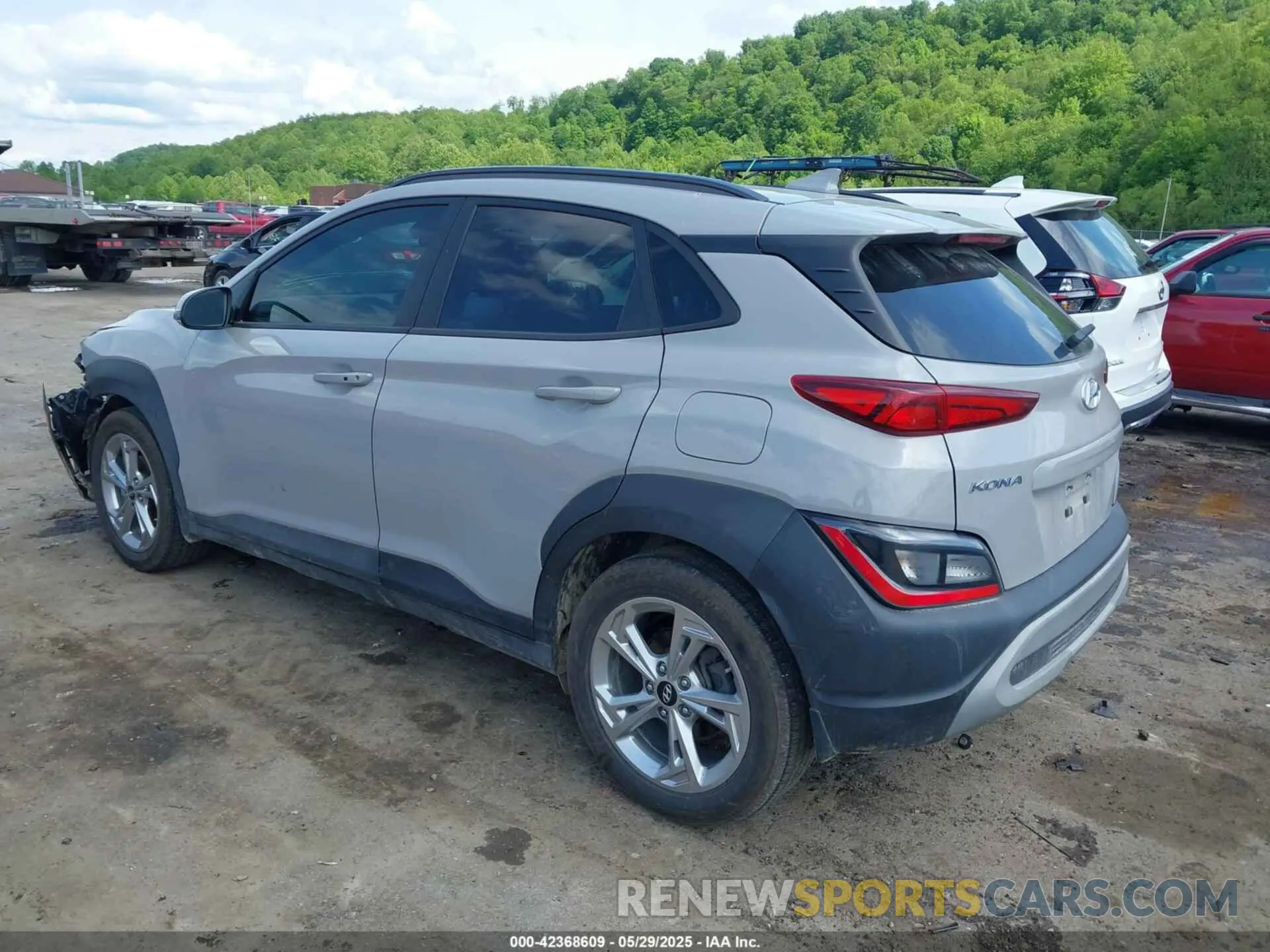 3 Photograph of a damaged car KM8K62AB0NU888215 HYUNDAI KONA 2022