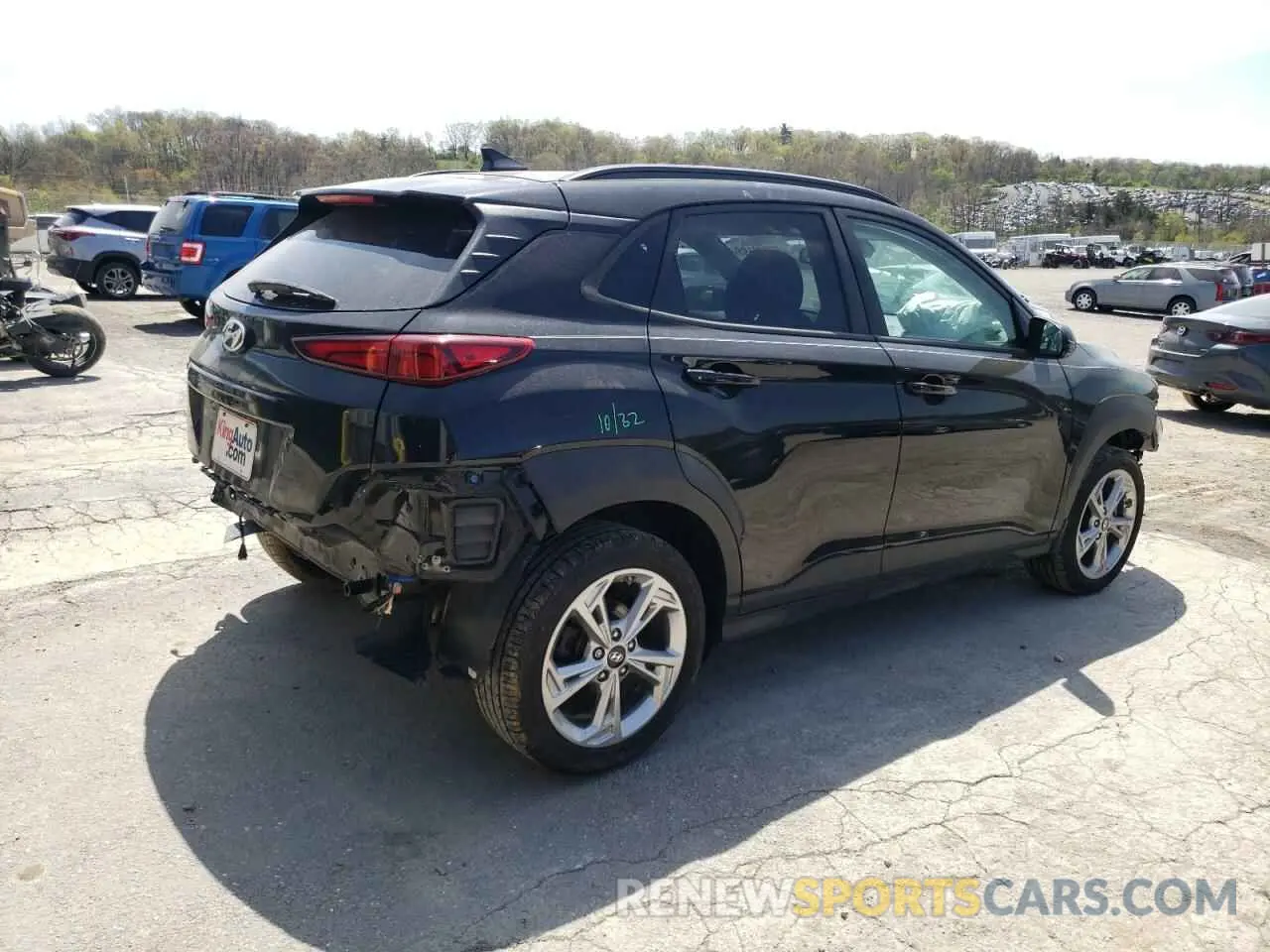 3 Photograph of a damaged car KM8K62AB1NU752207 HYUNDAI KONA 2022