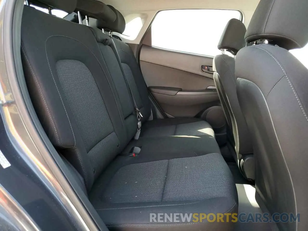 11 Photograph of a damaged car KM8K62AB3NU922955 HYUNDAI KONA 2022