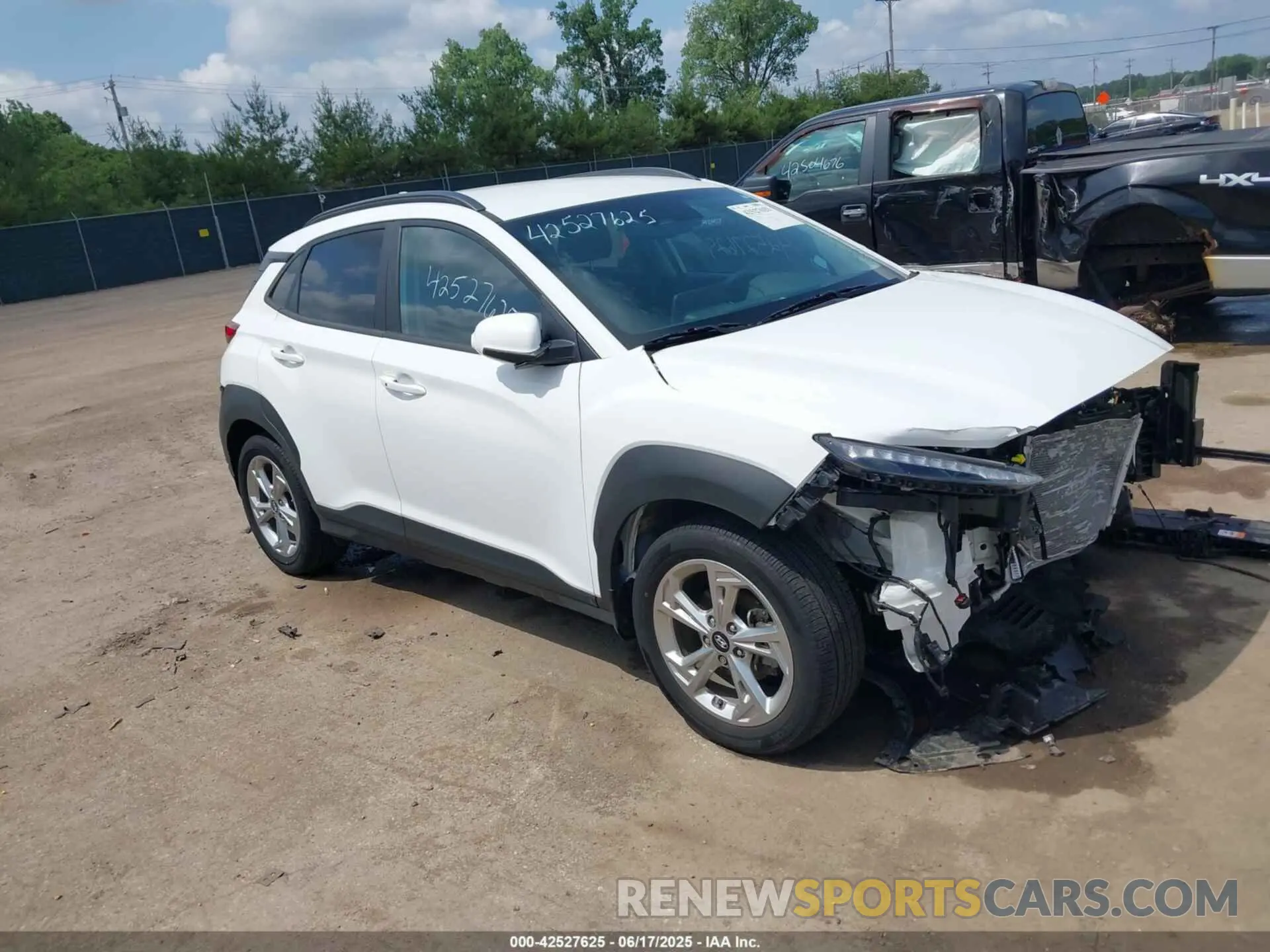 1 Photograph of a damaged car KM8K62AB4NU854536 HYUNDAI KONA 2022
