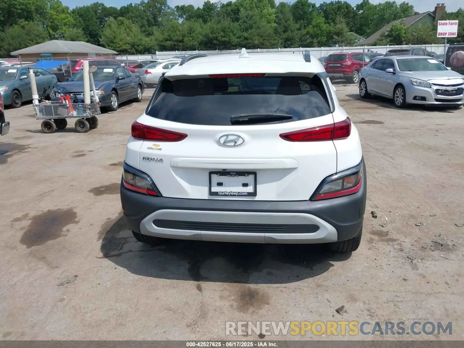 16 Photograph of a damaged car KM8K62AB4NU854536 HYUNDAI KONA 2022