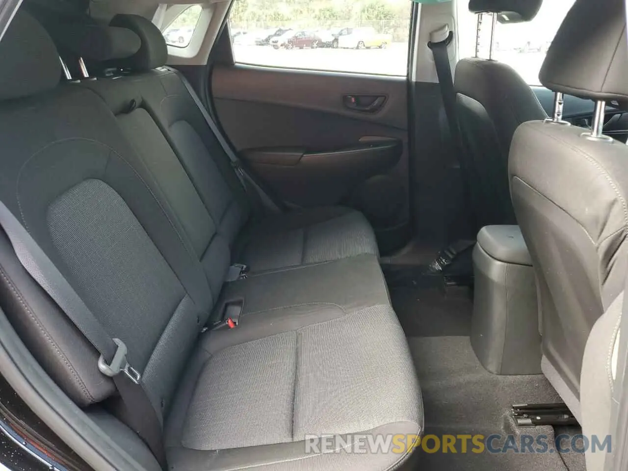 10 Photograph of a damaged car KM8K62AB5NU821769 HYUNDAI KONA 2022