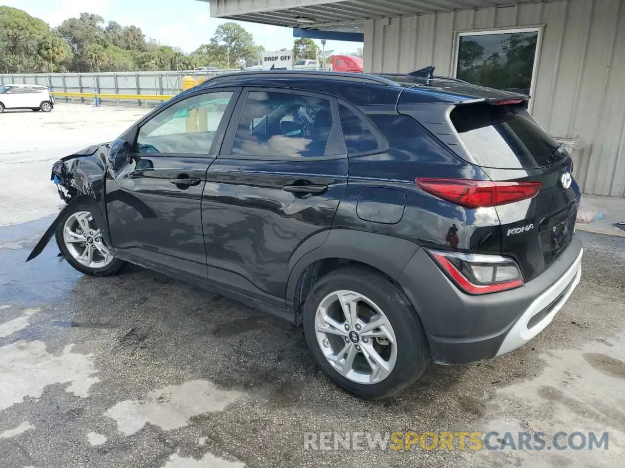 2 Photograph of a damaged car KM8K62AB5NU821769 HYUNDAI KONA 2022