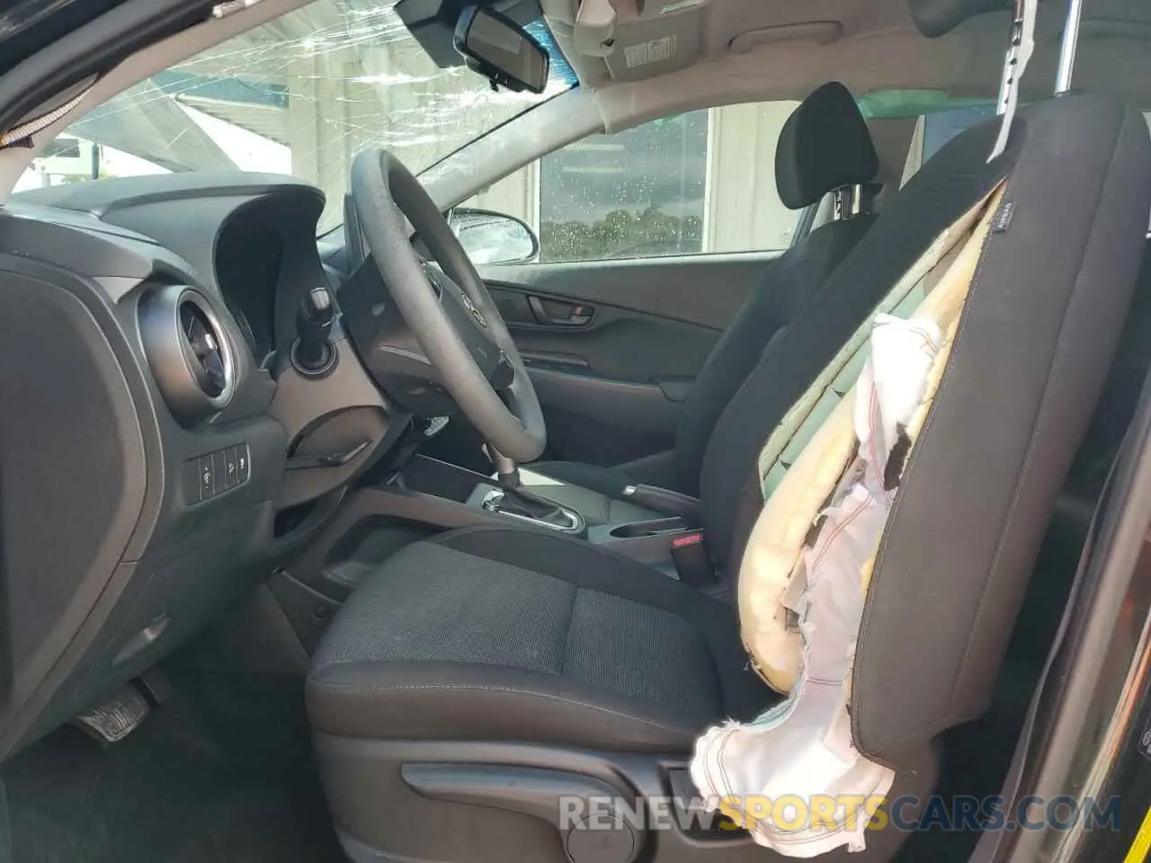 7 Photograph of a damaged car KM8K62AB5NU821769 HYUNDAI KONA 2022