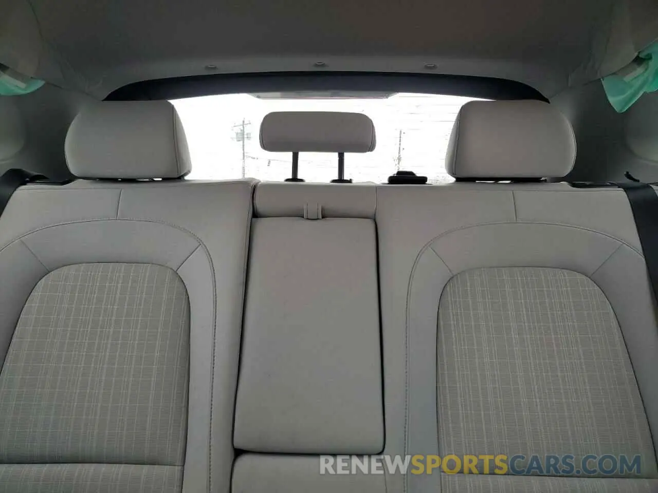 10 Photograph of a damaged car KM8K62AB6NU755698 HYUNDAI KONA 2022