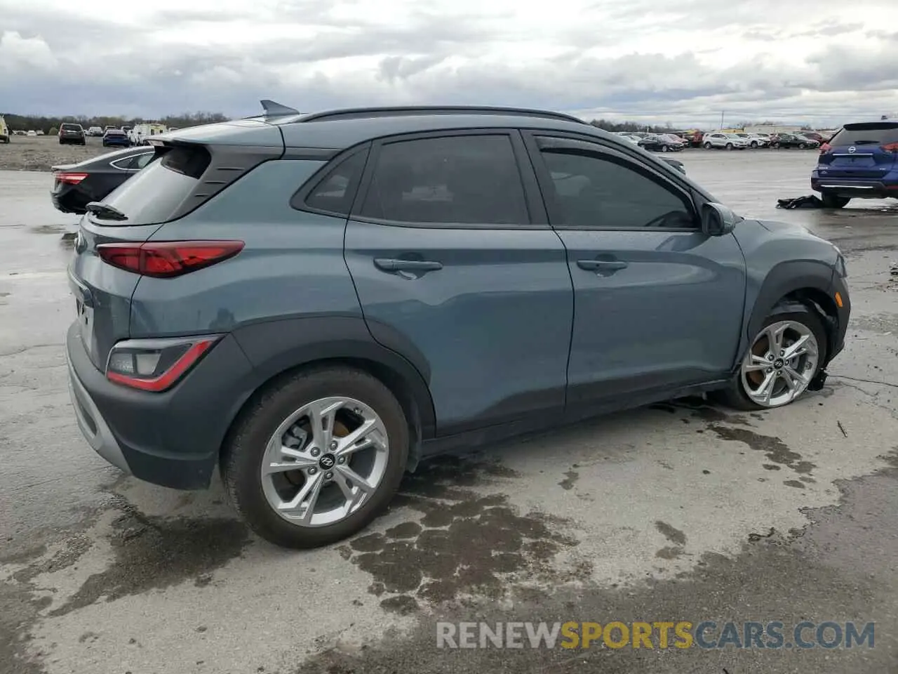 3 Photograph of a damaged car KM8K62AB6NU755698 HYUNDAI KONA 2022