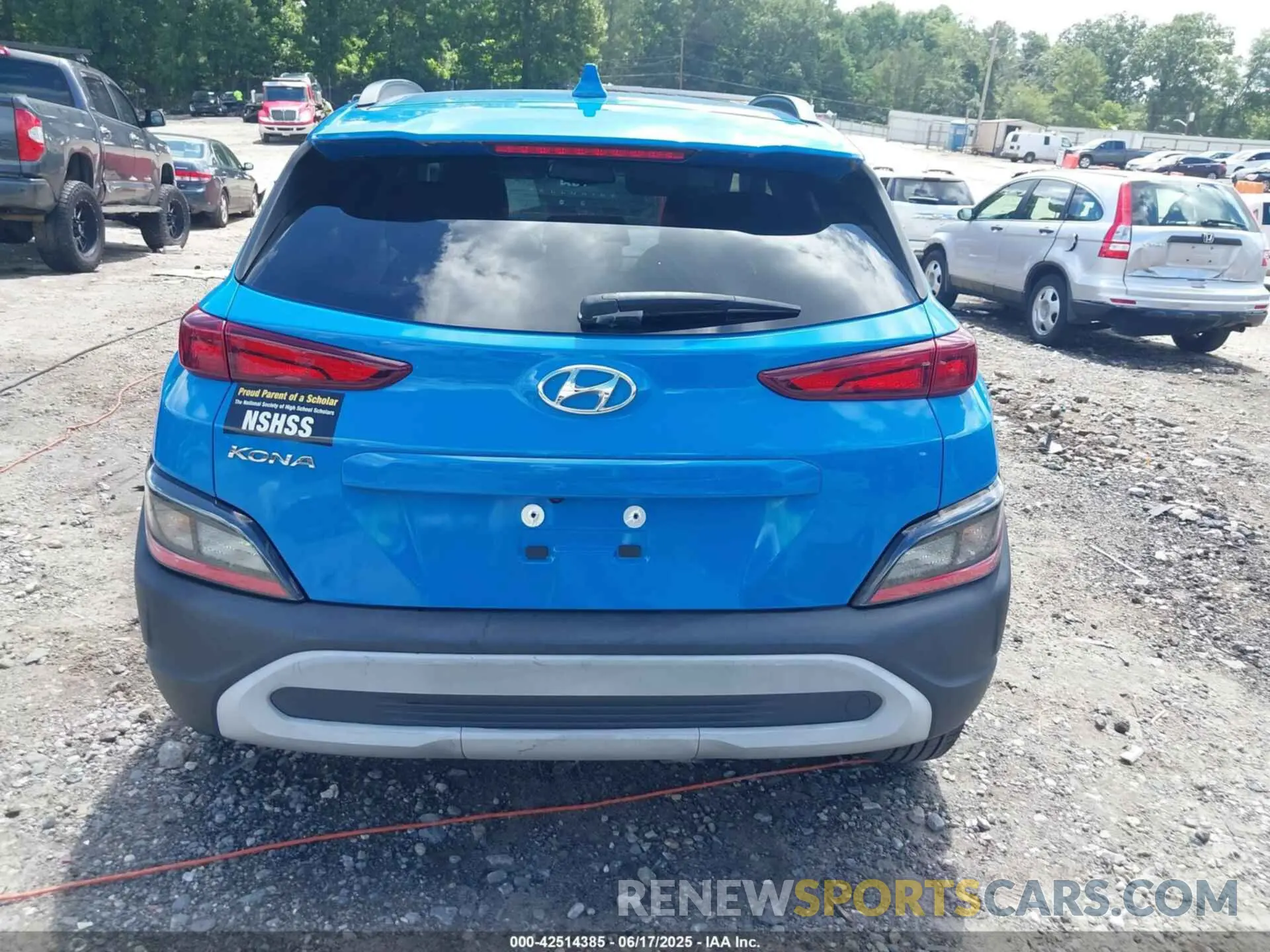 17 Photograph of a damaged car KM8K62AB6NU803457 HYUNDAI KONA 2022