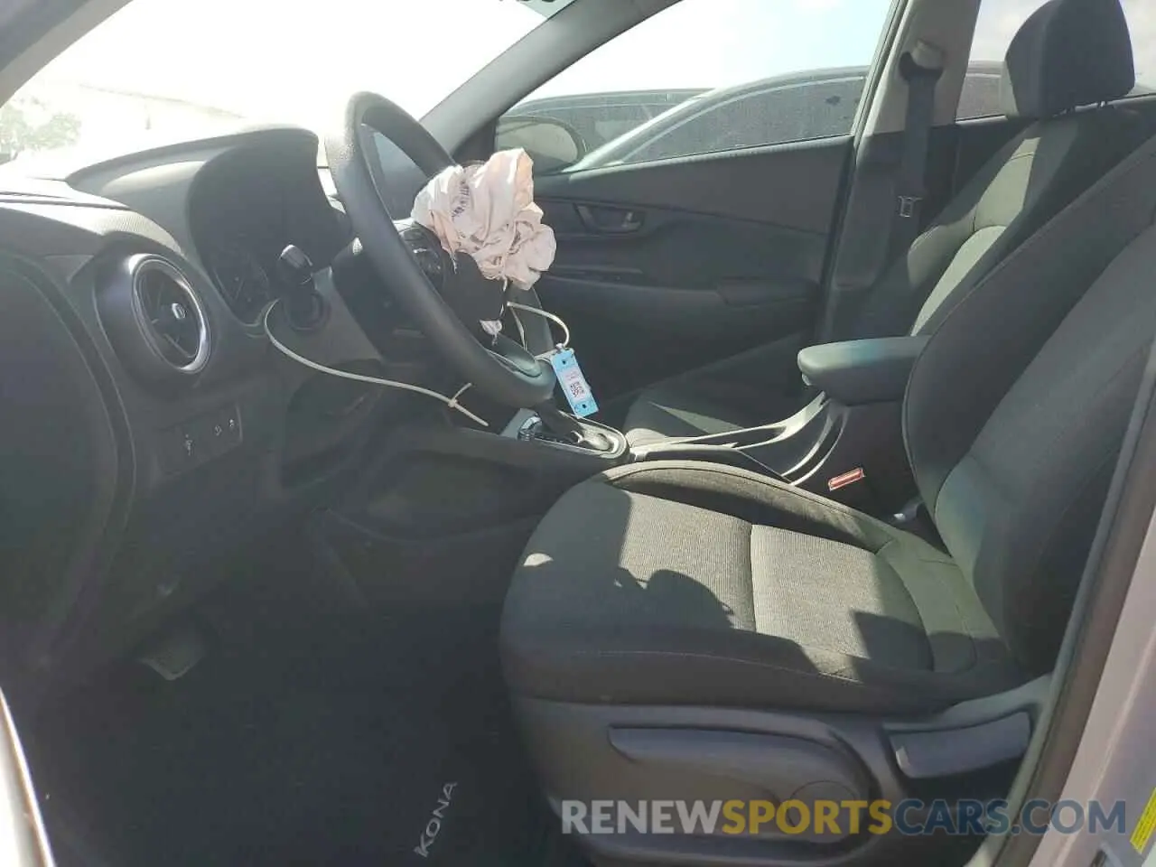 7 Photograph of a damaged car KM8K62AB7NU848679 HYUNDAI KONA 2022