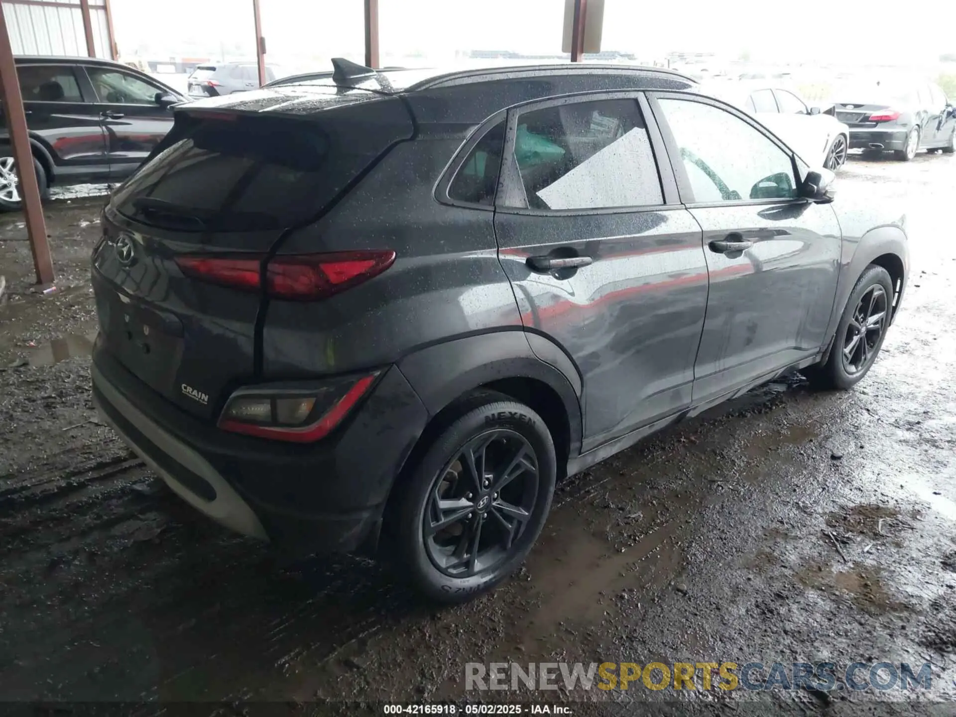 4 Photograph of a damaged car KM8K62AB9NU814727 HYUNDAI KONA 2022